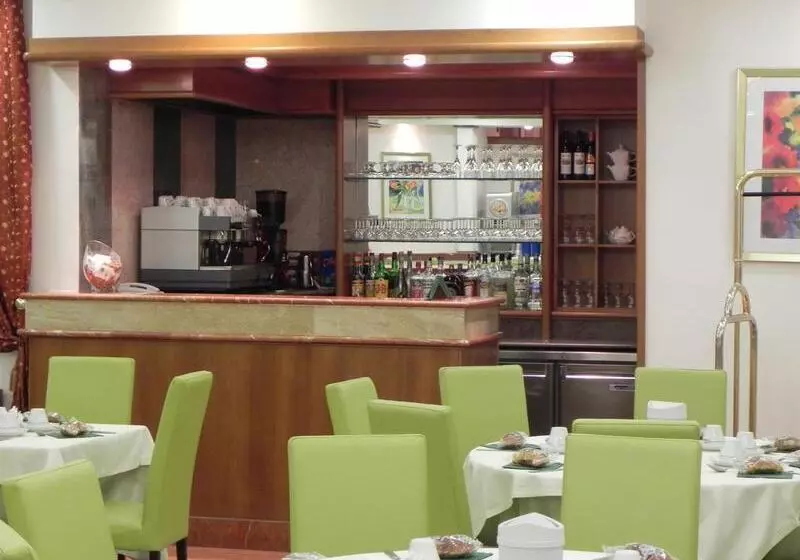 酒店 President Pomezia