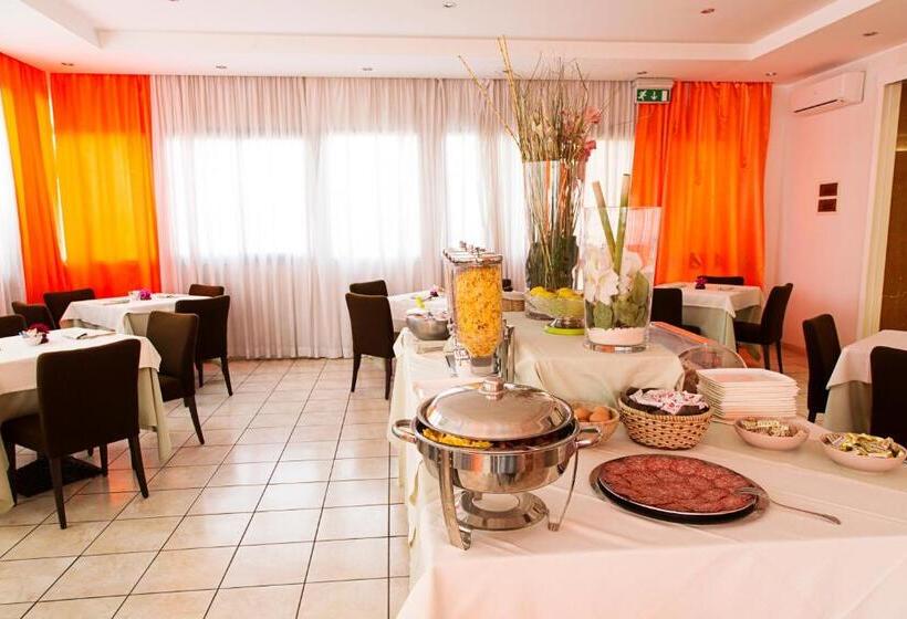 בית מלון כפרי President Pomezia