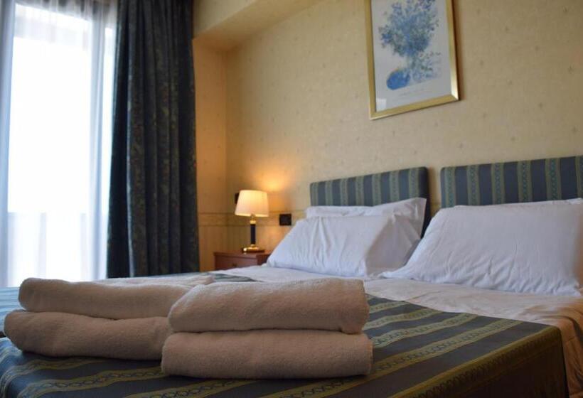 בית מלון כפרי President Pomezia