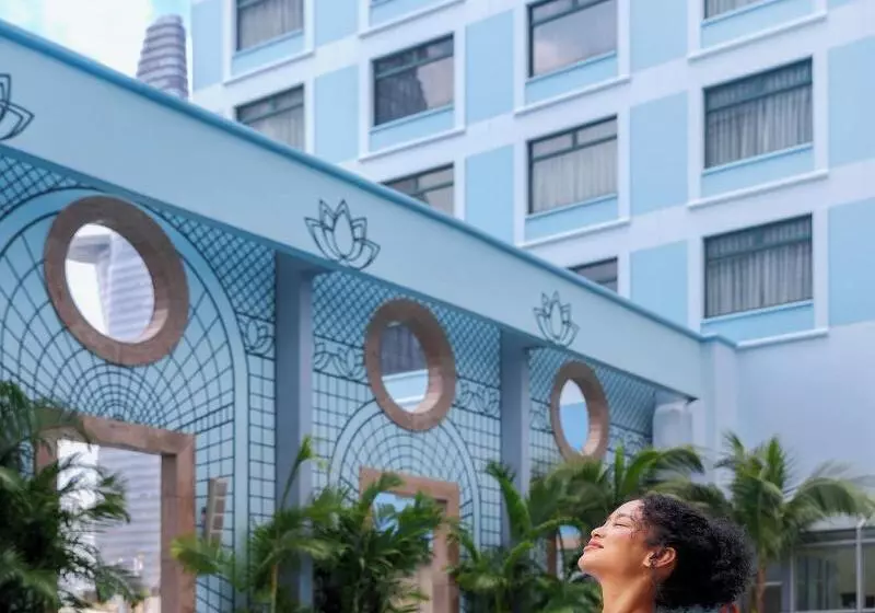 Hotel Sheraton Saigon Grand Opera