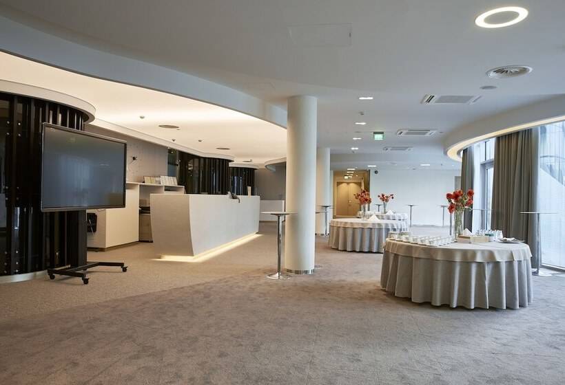 هتل Tallink Express