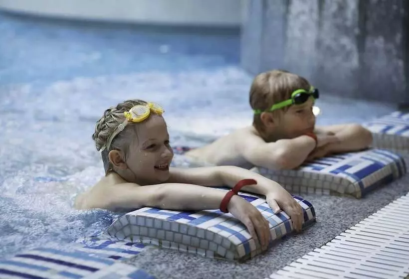 هتل Tallink Express