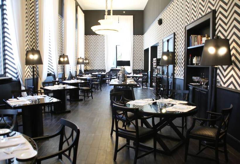 Hotel Th Roma Carpegna Palace