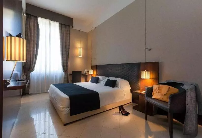 هتل Th Roma Carpegna Palace