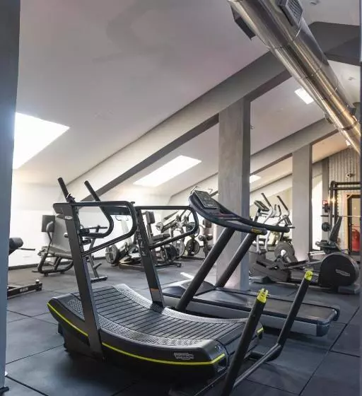 هتل Th Roma Carpegna Palace