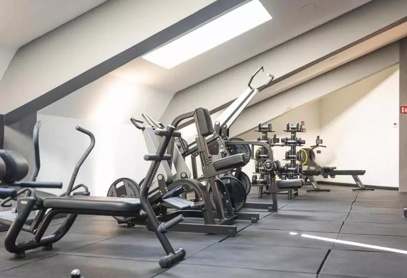 هتل Th Roma Carpegna Palace