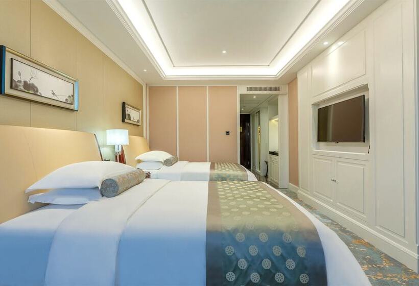 בית מלון כפרי Yunzen Jinling World Trade Plaza