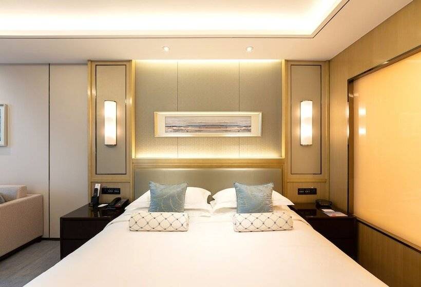 בית מלון כפרי Yunzen Jinling World Trade Plaza