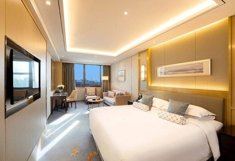 בית מלון כפרי Yunzen Jinling World Trade Plaza