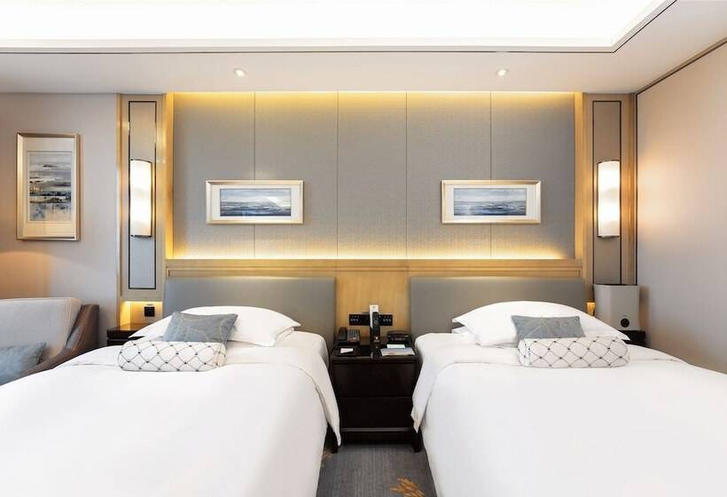 בית מלון כפרי Yunzen Jinling World Trade Plaza