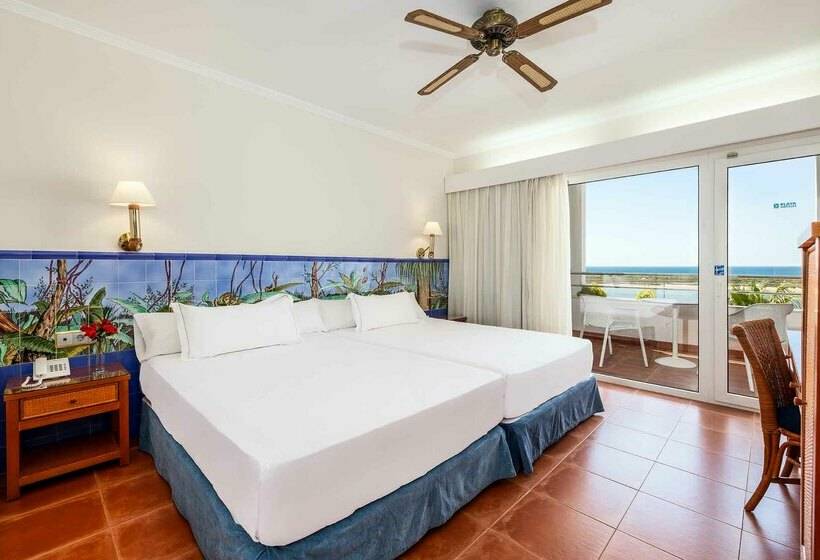 فندق Playacartaya