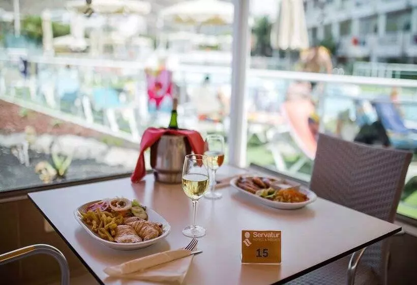 Servatur Green Beach