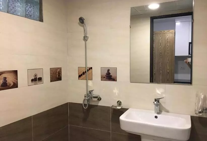 هاستل Vhouse 5 Serviced Apartment