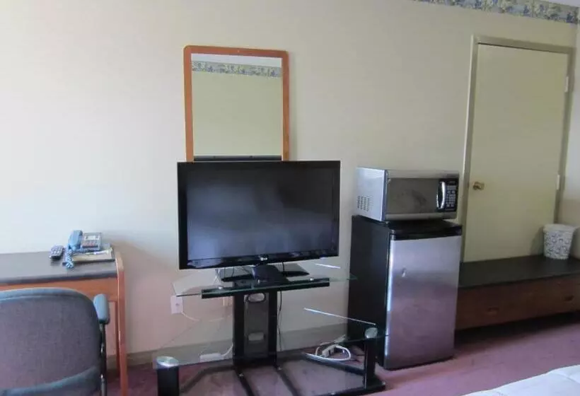 ホテル Ramada By Wyndham Dawson Creek