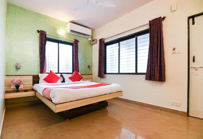 Отель Oyo 36668 Om Resort