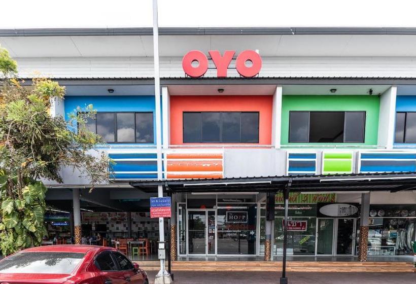 בית מלון כפרי Oyo 728 The Hopp Airport