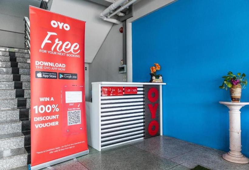 בית מלון כפרי Oyo 728 The Hopp Airport