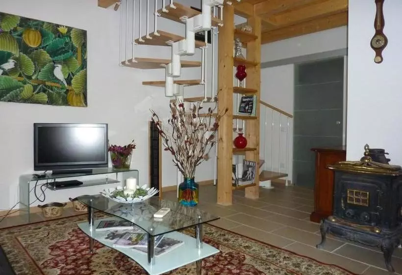 پانسیون Casa Yami