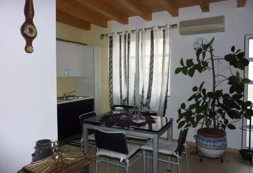 پانسیون Casa Yami