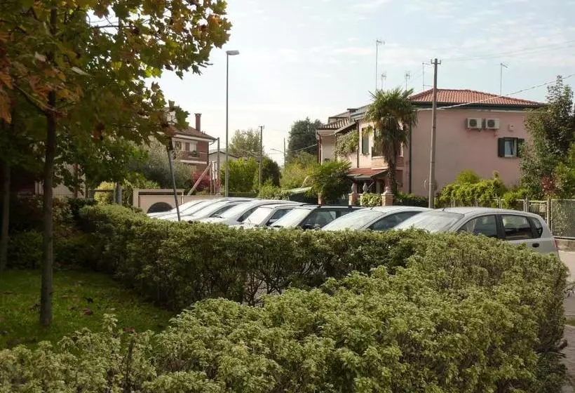 پانسیون Casa Yami