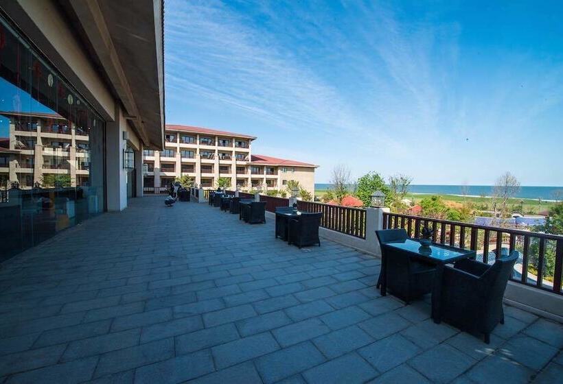 Arcadia Seaside Holiday Hotel Beidaihe