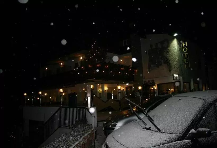 هتل Gasthof Majestic