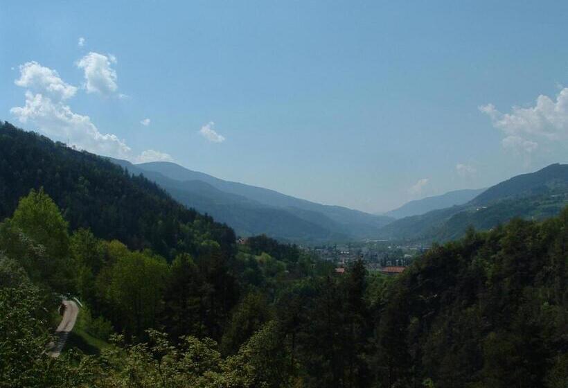 فندق Gasthof Majestic