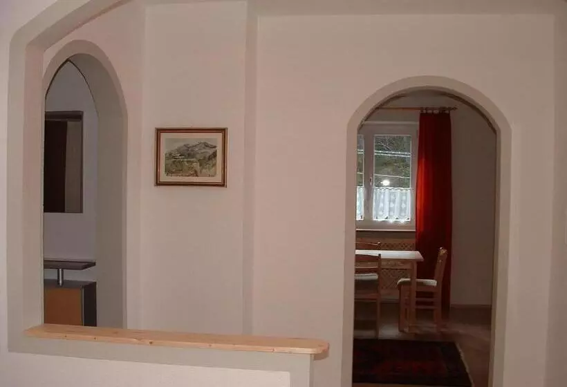 هتل Gasthof Majestic