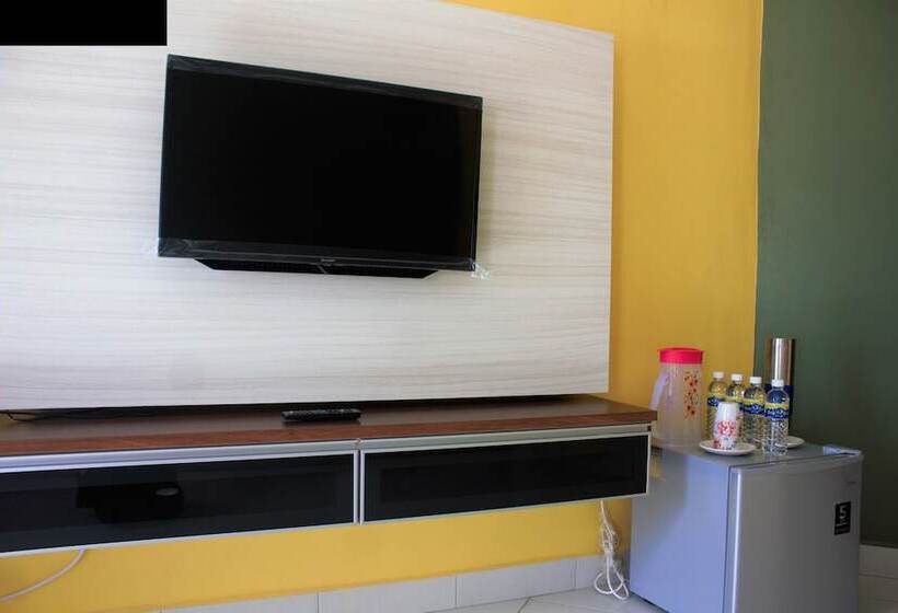 בית מלון כפרי Aeon Tebrau Apartment Johor Bahru