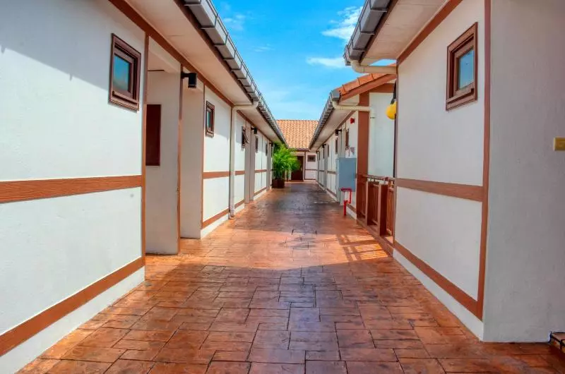 ホテル Alexapd Private Water Chalets