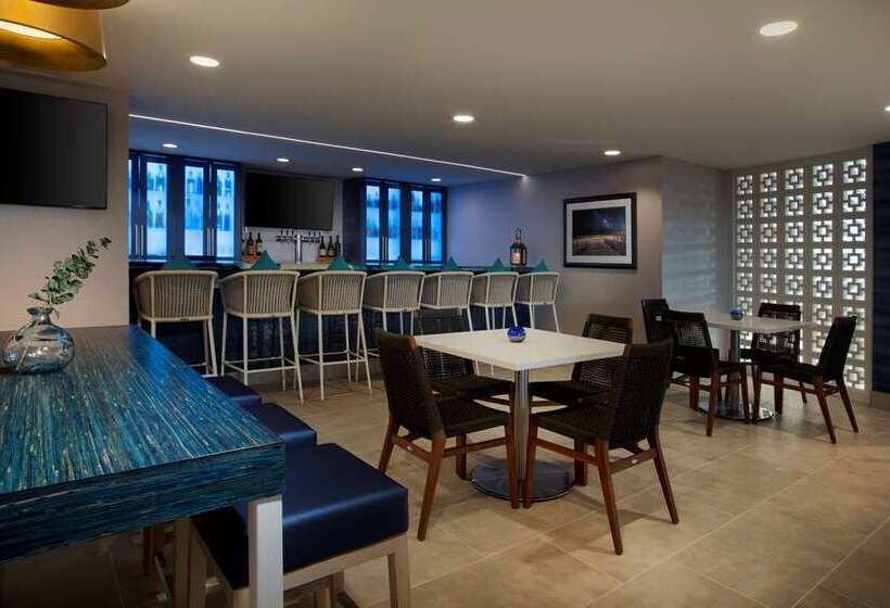 Otel Fenwick Shores, Tapestry Collection By Hilton