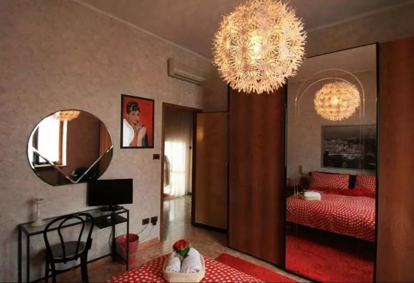 هتل B&b Frontepista