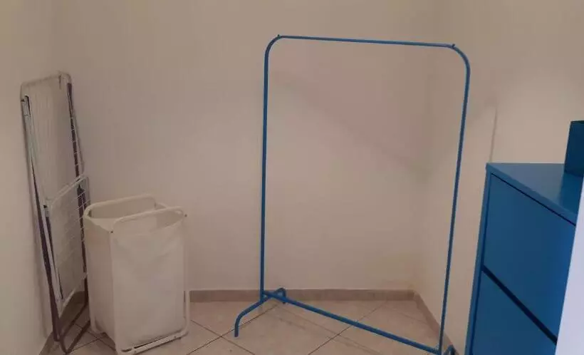 هتل B&b Frontepista