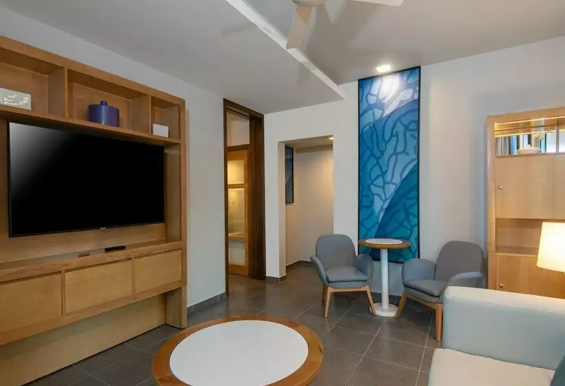 Hotelli Gran Muthu Rainbow - Adults Only