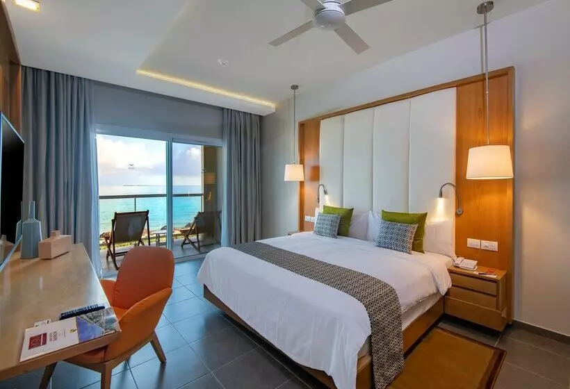 Hotelli Gran Muthu Rainbow - Adults Only