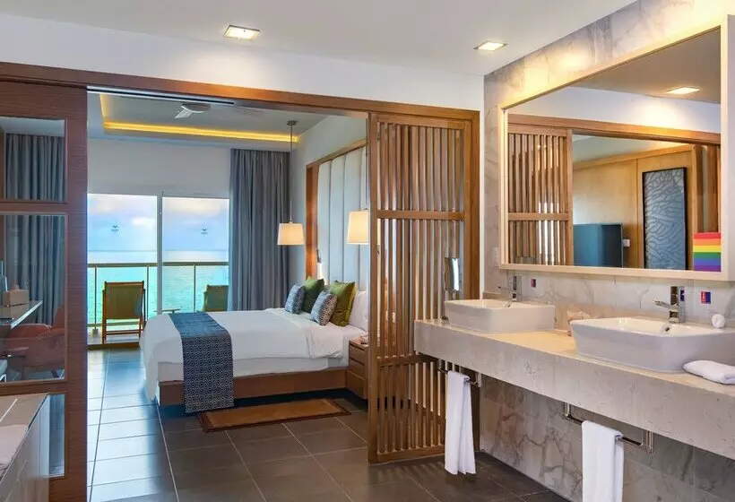 Hotelli Gran Muthu Rainbow - Adults Only