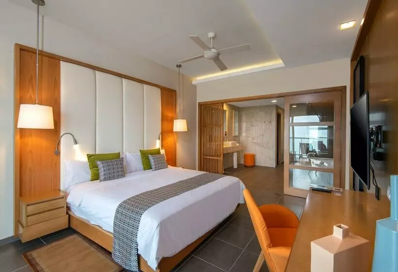 Hotelli Gran Muthu Rainbow - Adults Only