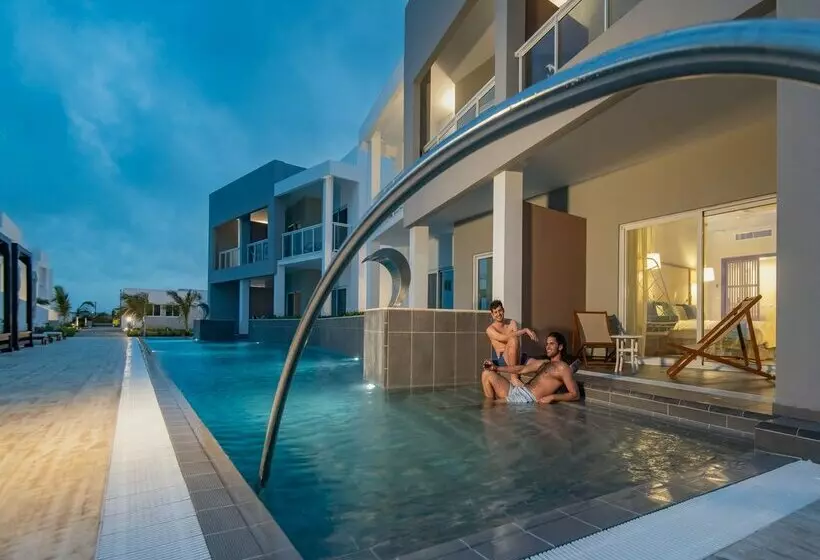 Hotelli Gran Muthu Rainbow - Adults Only