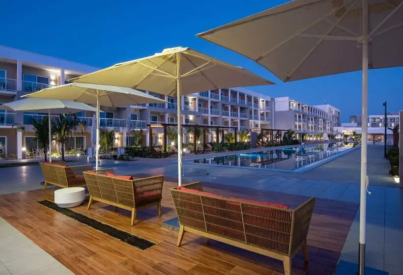 Hotelli Gran Muthu Rainbow - Adults Only