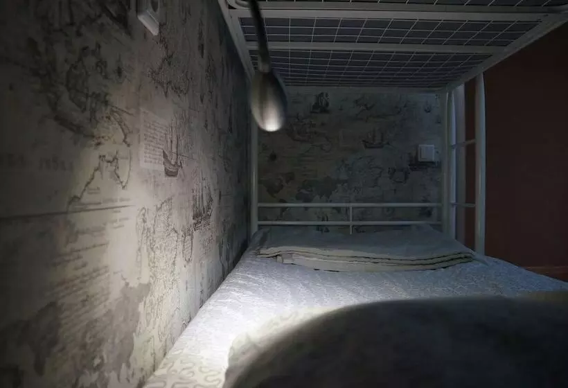 ホテル Hostel Obskoi