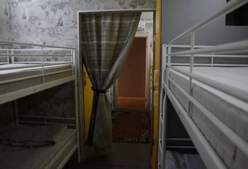 ホテル Hostel Obskoi