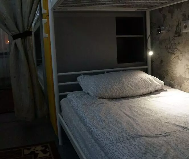 ホテル Hostel Obskoi