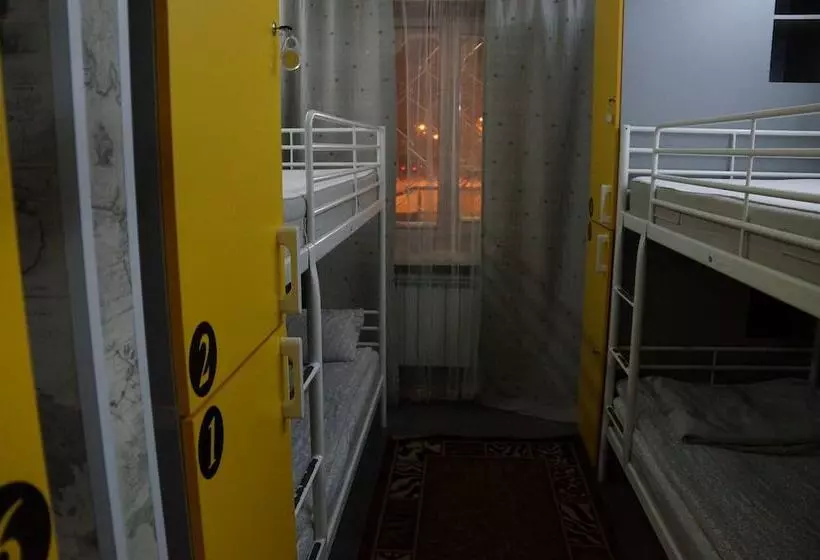 ホテル Hostel Obskoi