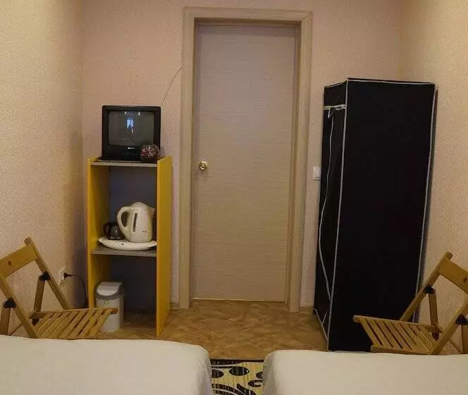 ホテル Hostel Obskoi