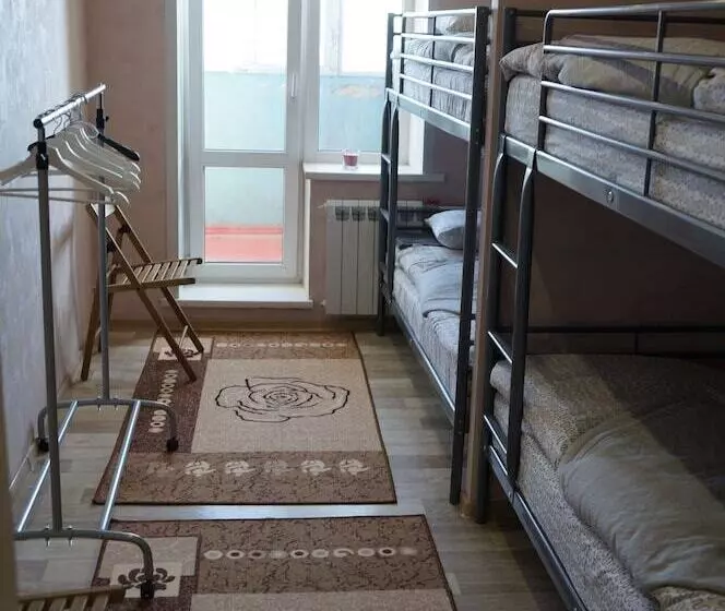 ホテル Hostel Obskoi