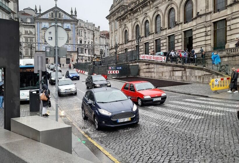 هتل Maria Da Sé Historic House