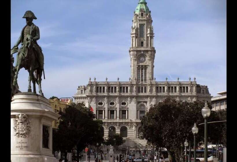 هتل Maria Da Sé Historic House