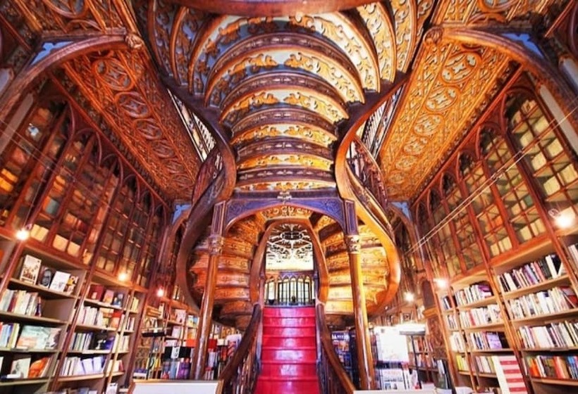 هتل Maria Da Sé Historic House