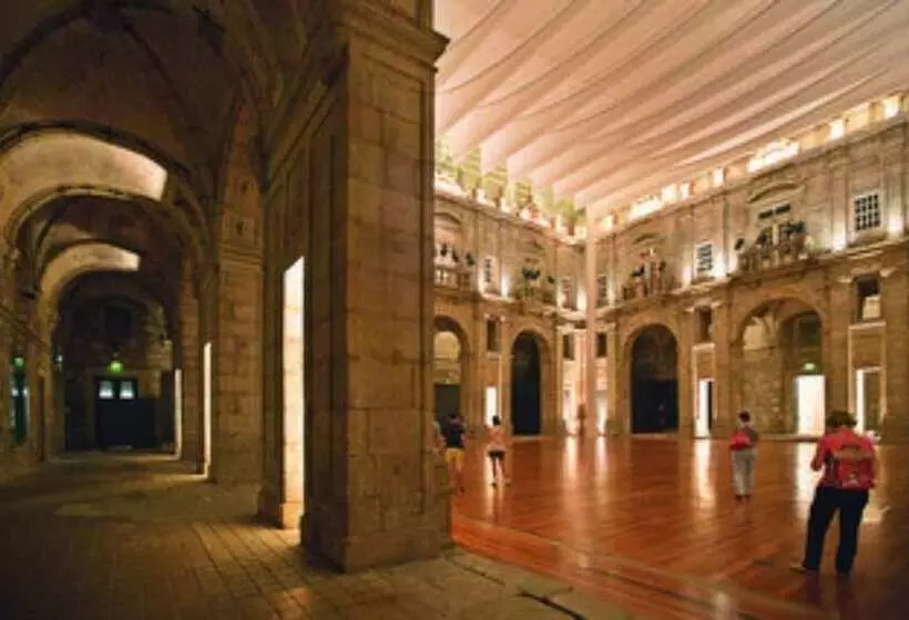 هتل Maria Da Sé Historic House