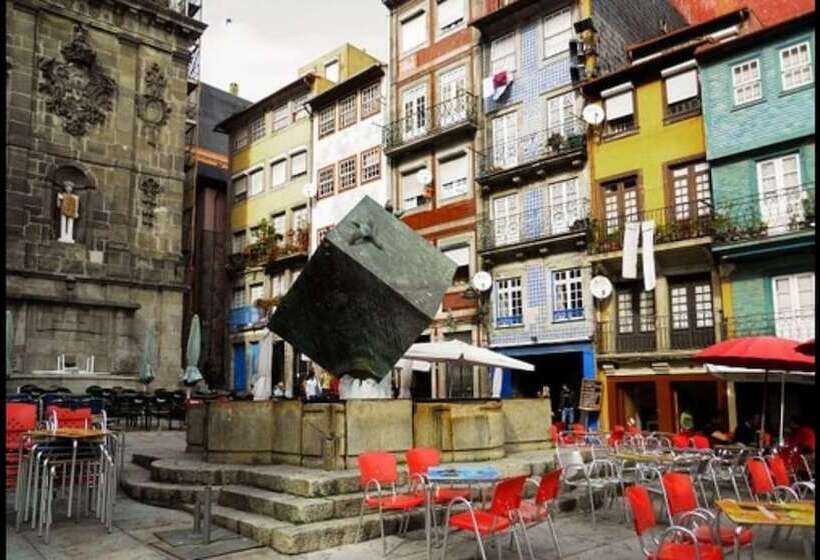 هتل Maria Da Sé Historic House